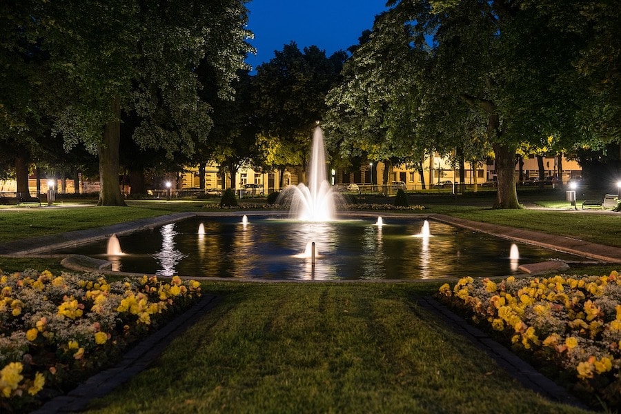 fountain-lights